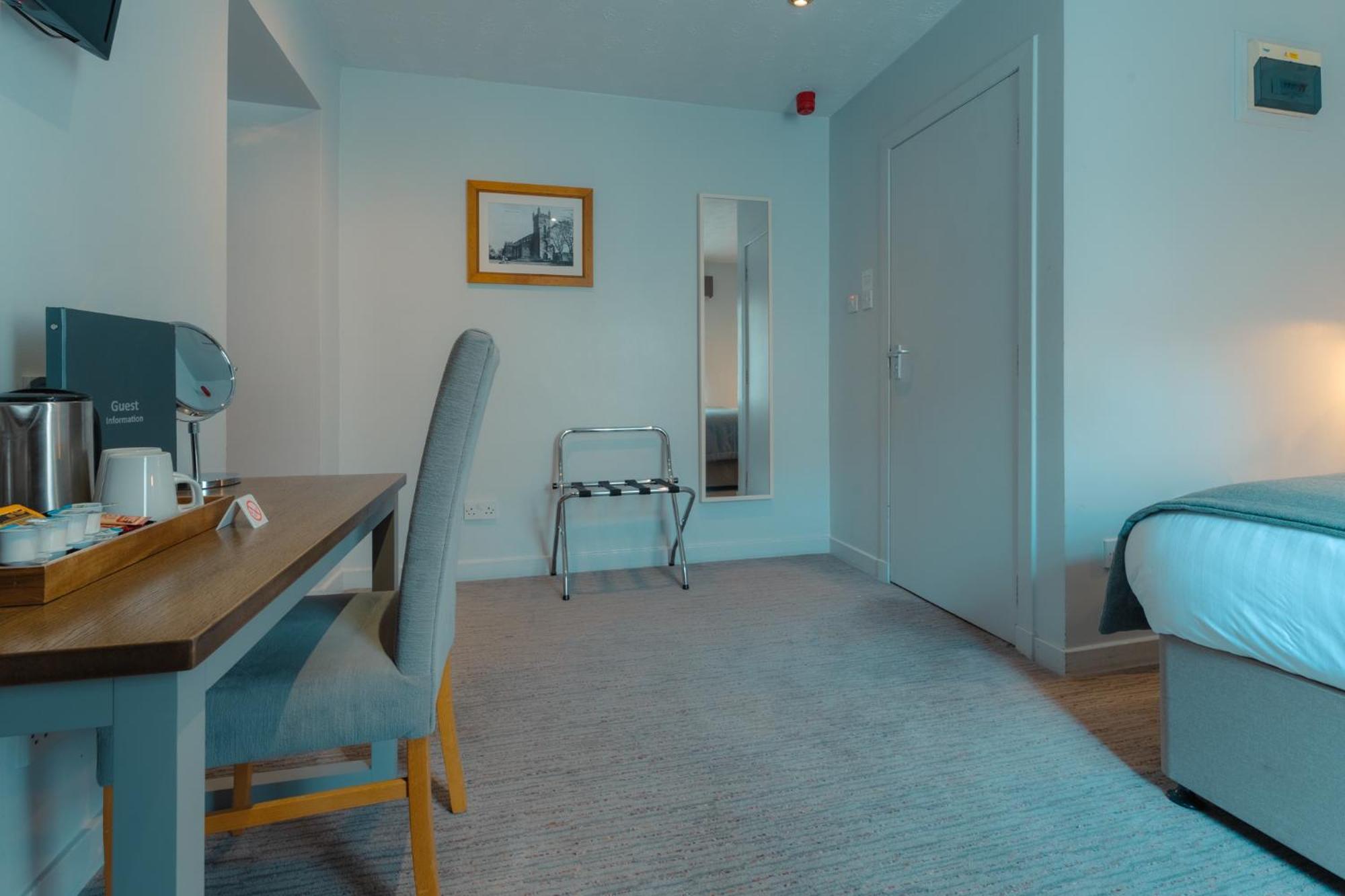 לינלית'גו West Port Hotel מראה חיצוני תמונה
