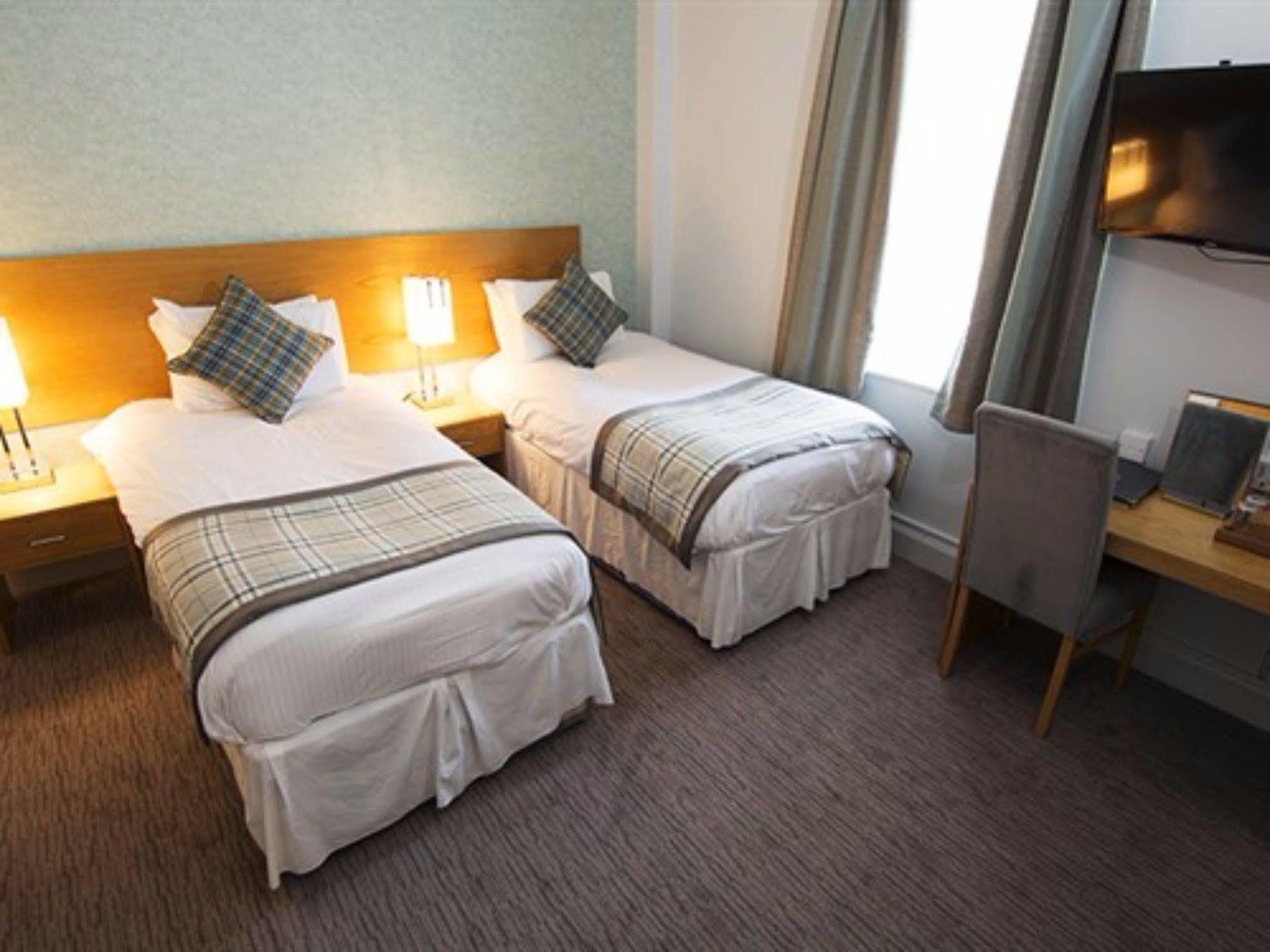 לינלית'גו West Port Hotel מראה חיצוני תמונה