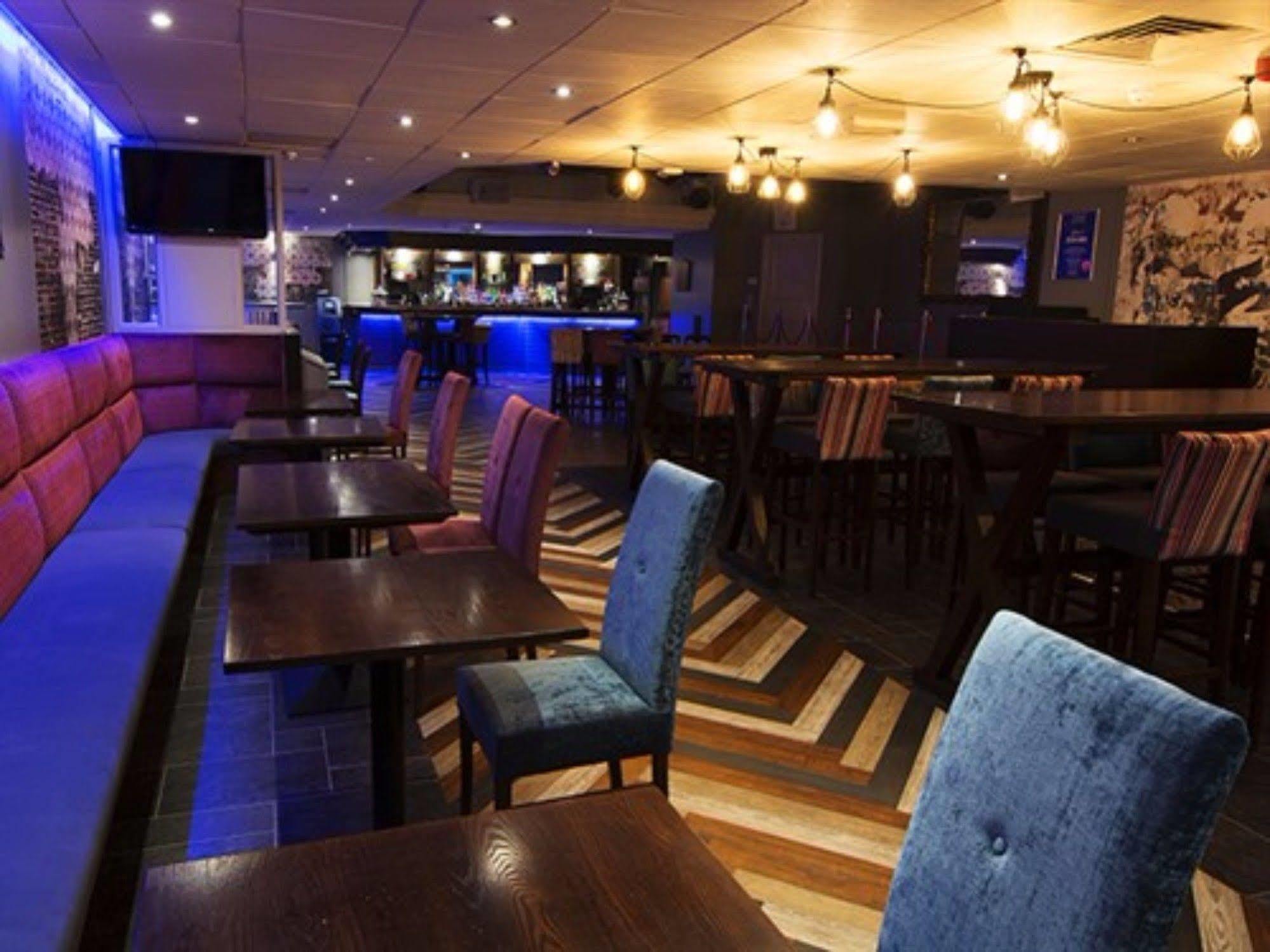לינלית'גו West Port Hotel מראה חיצוני תמונה